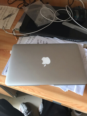 很好，没有任何刮痕，系统稳定，安全系数高，值得拥有哦