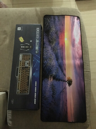 舒适度：很好
外观颜值：靓眼
操作难度：简单
响应速度：反应速度快