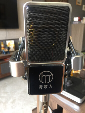 绝对正品 音质超好 外观高大上 还送了手提箱 直播配音的好选择