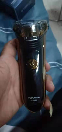 东西不行      我让卖家刻字卖家没给刻      而且还不周到    被骗了   大家一定不要买