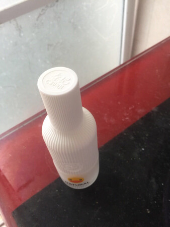 应该是正品，包装设计非常好！今天特地试了一下真的不错！已经推荐给朋友了！赞一个！