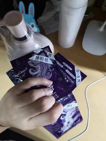 很好哦，很大一瓶，很香