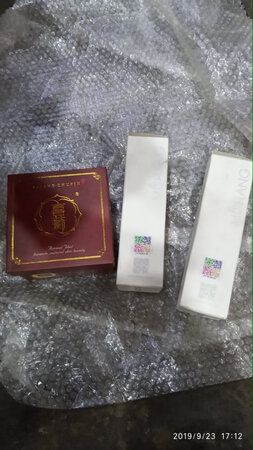 客服服务态度特别好，物流也特别快第一次购买，效果好的话，下次继续购买！