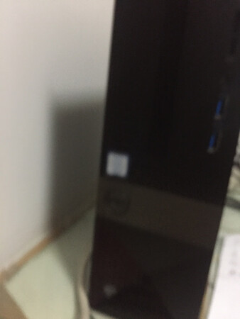 小巧玲珑，外观漂亮！声音小，在慢慢习惯w10系统，京东快递很棒！