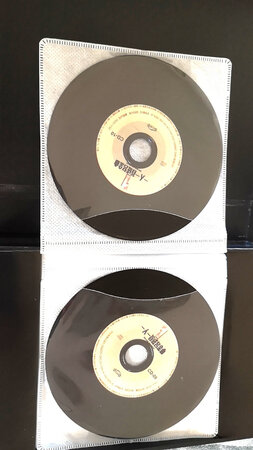 到货挺快的，还没有试听，相信不错的。
