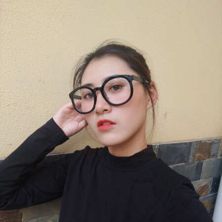 打底衫质量真不赖傲，摸上去软软的很舒服呢～～～不管是单穿还是配毛衣配卫衣啥的，都十分百搭哎～～～颜色也很正没色差，真的是爱不释手呀