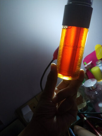 期待效果，很好吸收，用后皮肤很滑。独特的水油分离技术?