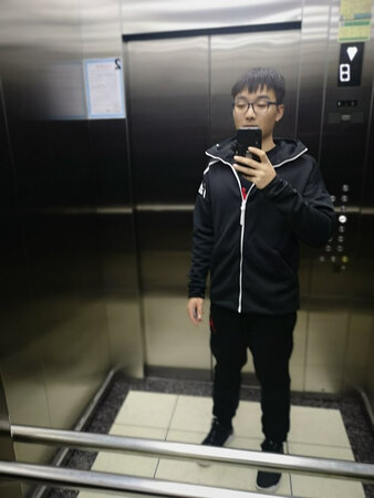 舒服且好看，很显体型
