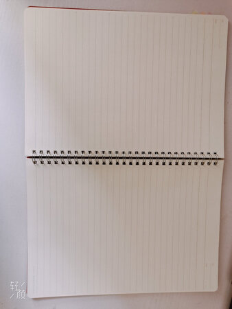 产品质感：舒适
尺寸大小：B5
产品设计：简约
其他特色：好看?