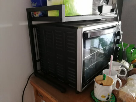 外观样式简单大方，商品质量也不错，管材摸着有磨砂感。京东物流速度很快，商品材质质量是合格的，承重能力对于一般的家用，是够了的。欢迎大家购买。