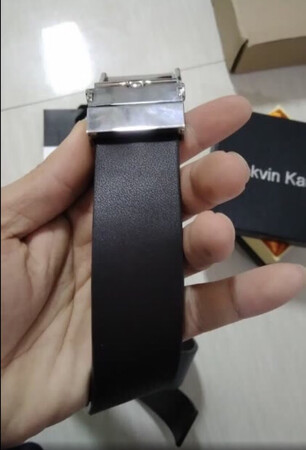 真皮的价格，却不是真皮，去外面打孔，修鞋的师傅说的，看看能用多久吧。。。。