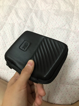 让我感觉9块9包邮的质量！太失望 还不如我自己的布的