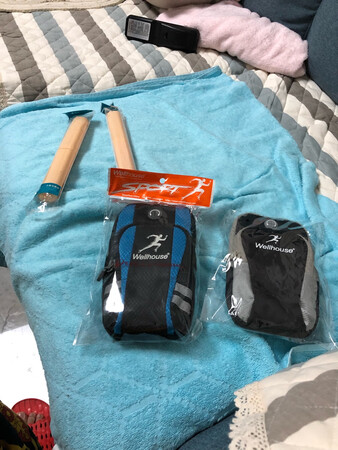 跑步锻炼身体时非常好用，这款质量不错