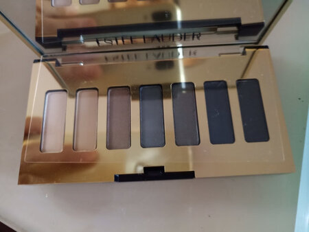很满意，是正品。物美价廉，满意的一次购物。