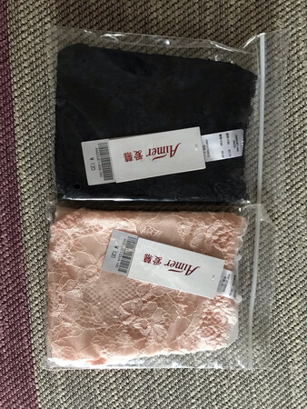爱慕的内衣裤穿着很舒适，不变形，价格也比商场专柜便宜，昨天下午下单，今天上午就到货了。很满意。