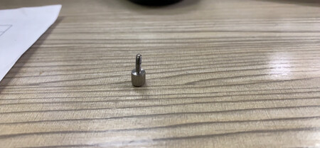 测量效果：公差0.05左右
材质工艺：一般
操作使用：卡卡的
外形外观：外观还行
其他特色：卡尺上的螺丝都变形了