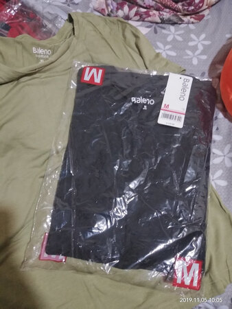 物流还是很快的，包装完好无损。京东搞活动买的，价格很划算，收到后看到质量也不错。期待更多的活动。