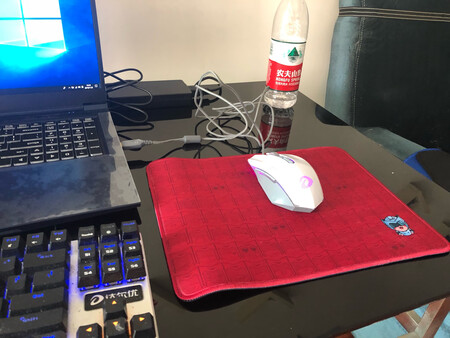 物流非常快 一天就到了！超级喜欢 直接上图 客服小姐姐送的鼠标垫很爱