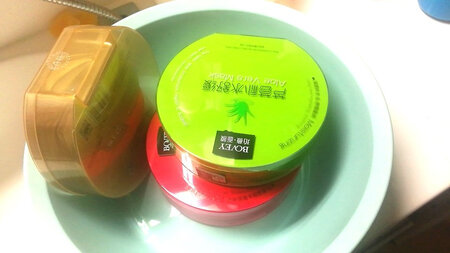 贴合效果：好
补水效果：很舒服，不错