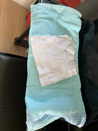 好大一条，也比较厚。想象中是小条，薄点的