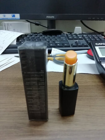 一如既往的好  已多次回购   滋润效果很好，颜色自然抬肤色