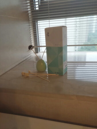产品气味：淡淡的薰衣草味。