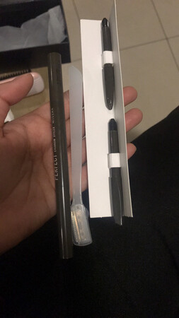 特别好特别值，原以为是一个补充装，打开后很惊喜，居然两个装，还送了修眉刀，一直都在用韩系的彩妆和护肤，特别适合自己！这款还推荐了给同事朋友，都说好用！重点是给自己省钱！值得购买！