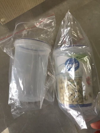 物理很快，快递小哥服务好，质量很好，容量大，环保，这是第三次购买了6个，加上之前的一共20个，赞一个！