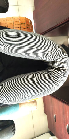 京东一如既往地物流超级超级超级给力，谢谢京东小哥，北极绒的东西一如既往地优质，很舒服很满意，之前买过腰靠，如果这个大小能更多调节的选择就好了，办公室护颈，护腰，午睡枕一下，特意用柔顺剂把外面的棉布套洗了一下，睡觉的时候香香的很舒服，有了这个神器感觉脖子轻松了很多，整个人心情也会跟着好起来，还会推荐给家人朋友。