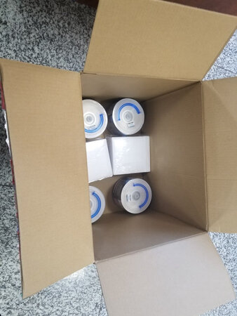 非常好，东西不多，给了个特别大的箱子