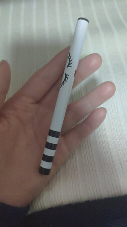 凑单一起买的，过段时间头发回黑了再用，碰到活动价格很不错，还会再来！