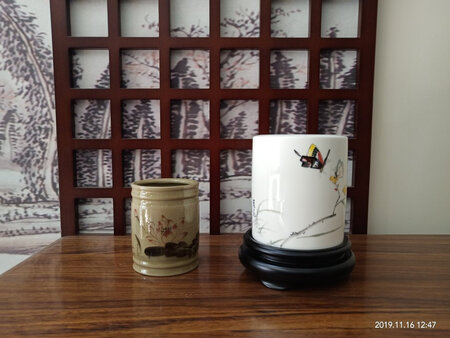 双十一购买，书房里用非常典雅。装饰和实用兼具。