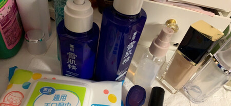 很好用，清爽保湿不油腻，也不过敏。