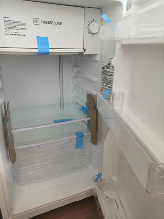 很方便实用，放办公室刚刚好，再也不用吃外卖了
