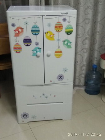 安装难易：安装简单
产品气味：没什么气味
商品质量：质量还行
尺寸大小：尺寸适合自己用