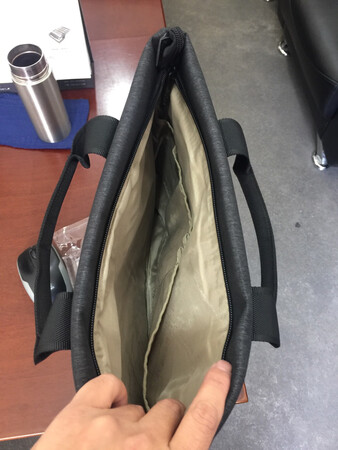 做工细节：很好
适用场合：商务办公很实用