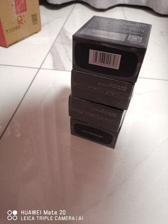 买一送一，我买了2送了2，总共四盒，可以用好久了，已经用了三盒了，好用便宜