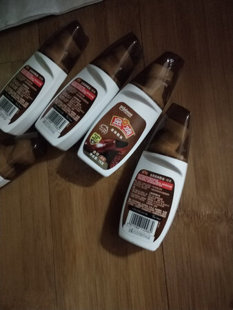 东西收到了  还是很不错的  一起买了五个  已经第好多次购买了  物有所值  挺不错的  物流依然很快  尽管是双十一 物流小哥虽忙  但配送质量还是很好的  辛苦