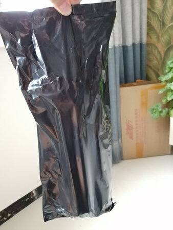硒鼓已收到，包装略有破损，在可接受范围之内。比原装的要便宜太多，刚刚试着打印了一下，效果挺好的，挺黑，就是看着有点轻薄，不知道能不能经得起灌墨。先给好评，等用一段时间再说