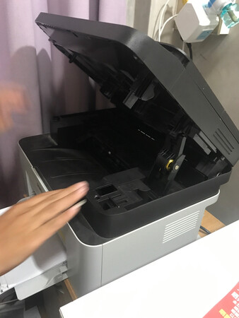 已经是第二次购买了，宝贝真心不错，一次能用大半年，打印出来的很清楚，客服很用心介绍，好评好评，
