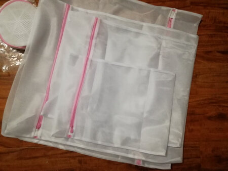 五件套品种齐全，质量不错，价格实惠，物流配送很快。