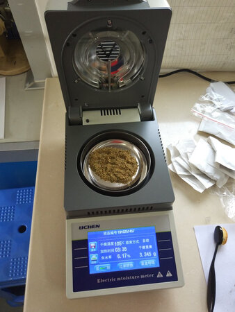 包装非常好，仪器使用简单易操作，多次比对测试数据准确稳定，非常满意。
