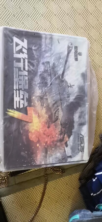 东西不错，性价比高，外观时尚，用几天看看，发热散热再评