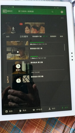 存储容量：64g
传输速度：很100**，好用。