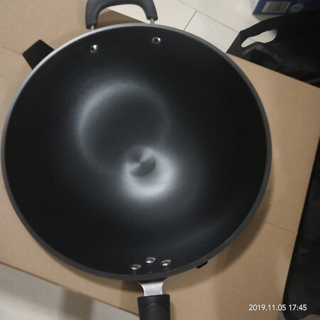 宝贝收到了，质量很不错第一次购买这个牌子的厨具，真的很好很喜欢值得购买！