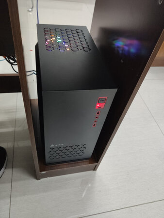 一次点亮，办公，风扇声音有点大