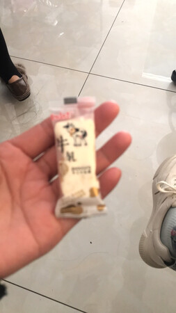在别人家吃的，还挺好吃的，回来也买了一袋