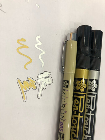 显色不错哦?写上去也很有质感