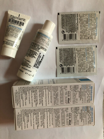 一直都用理肤泉，清爽不油腻，不刺激棒棒哒?