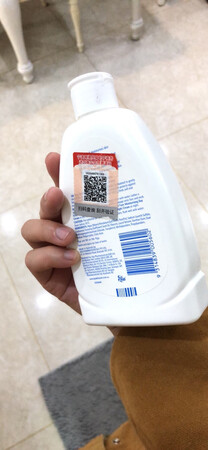第二瓶了，洗完不紧绷，非常好！温和不刺激，秋冬更加合适，以后打算一直用下去！